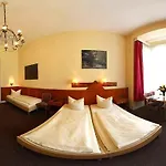 Vivaldi Am Kurfuerstendamm Berlim